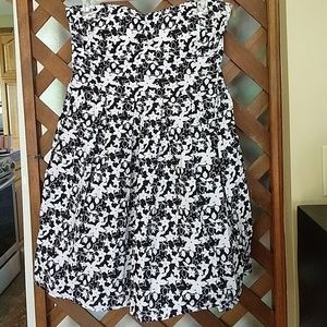 Derek Heart Strapless Sweetheart Neckline Dress